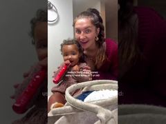 【E】Bei einer verstopften Nase eines 1-jährigen Kindes wählt Mama Cleanote.